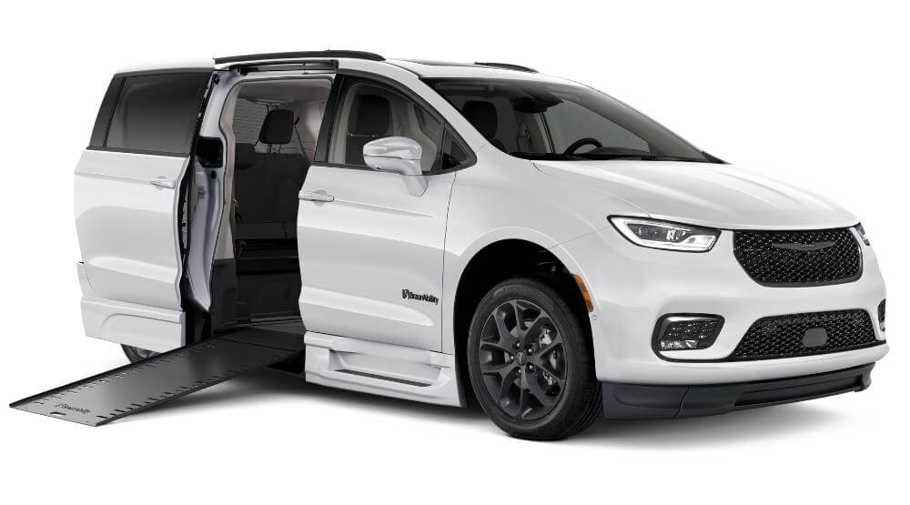 BraunAbility Power InFloor Chrysler Van