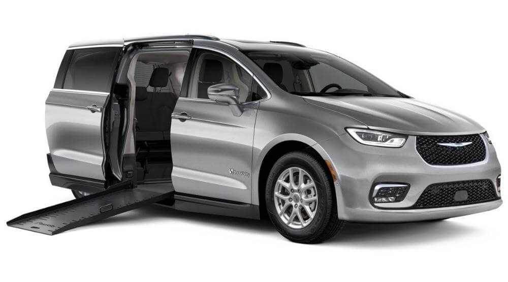 Conversión de Chrysler Pacifica con BraunAbility CompanionVan®