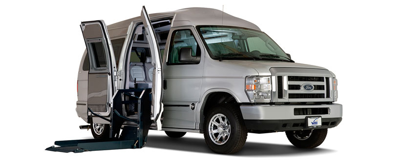 Arriba 98+ imagen vans with lifts for wheelchairs